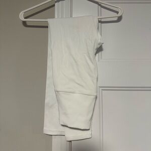 Aerie OFFLINE Women’s White Ribbed Leggings - size Medium